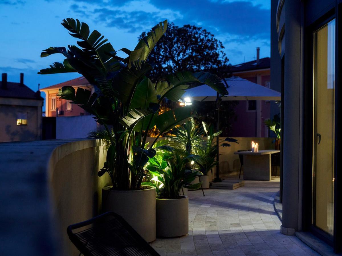 Le Residenze By Victoria Palace Cattolica Exteriör bild