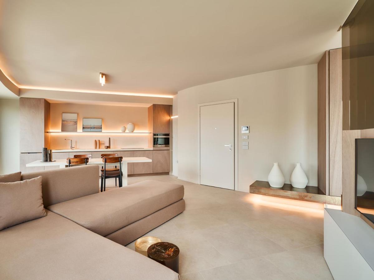 Le Residenze By Victoria Palace Cattolica Exteriör bild