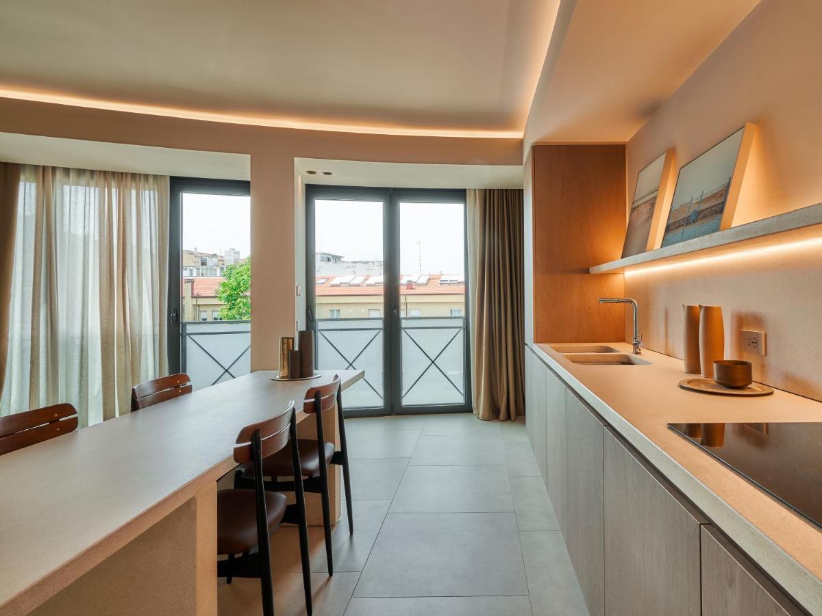 Le Residenze By Victoria Palace Cattolica Exteriör bild