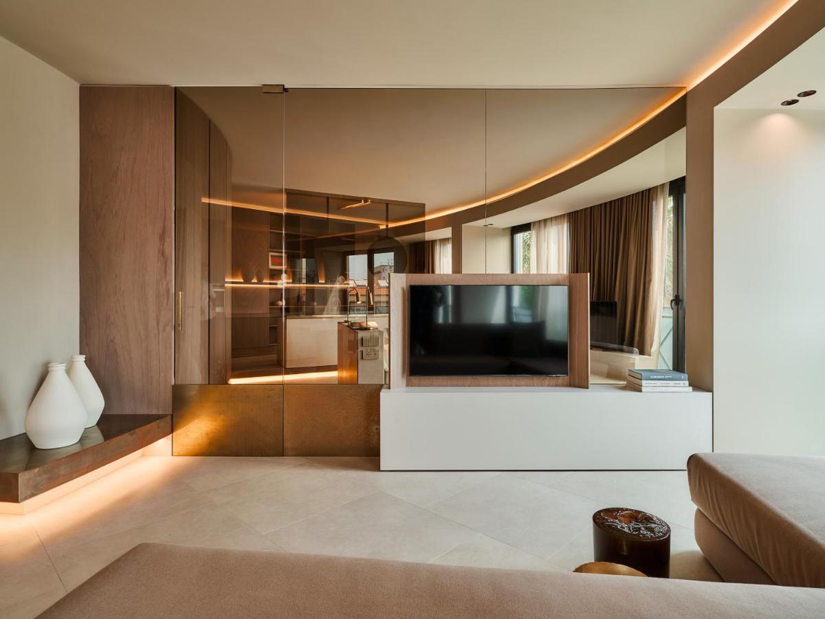 Le Residenze By Victoria Palace Cattolica Exteriör bild